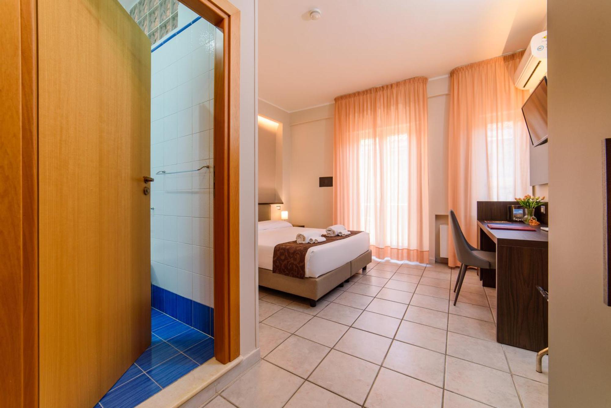 Hotel Tirreno Sapri Eksteriør bilde